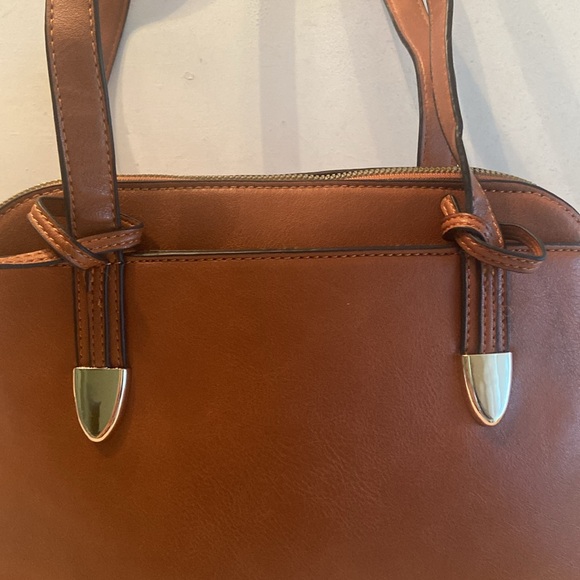 Brown dome shaped satchel bag faux leather gold tone hardware 2 handles - Picture 3 of 16